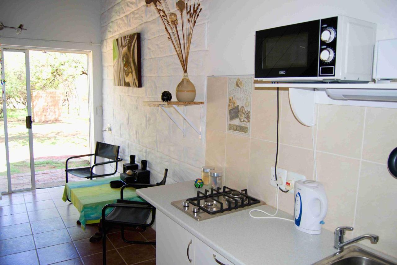 Suzie'S Loft - Nude - Suneden Family Naturist Resort Pretoria-Noord 外观 照片