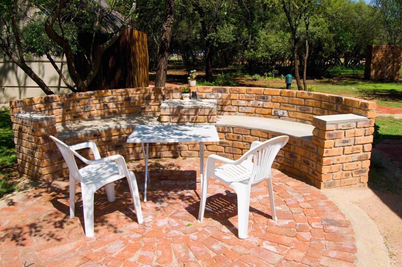 Suzie'S Loft - Nude - Suneden Family Naturist Resort Pretoria-Noord 外观 照片